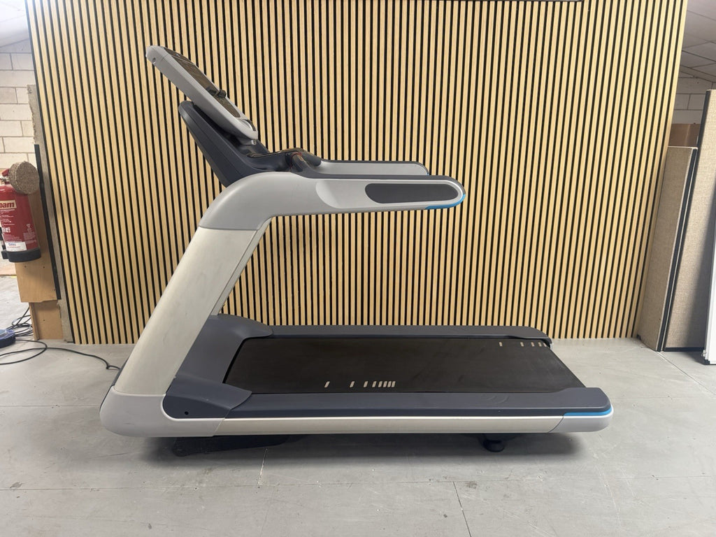 Precor Treadmill TRM 835 Series With P30 LED Console