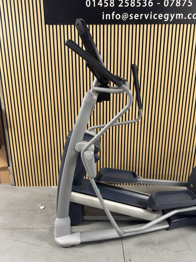 Precor EFX 885 Cross Trainer With P82 Console