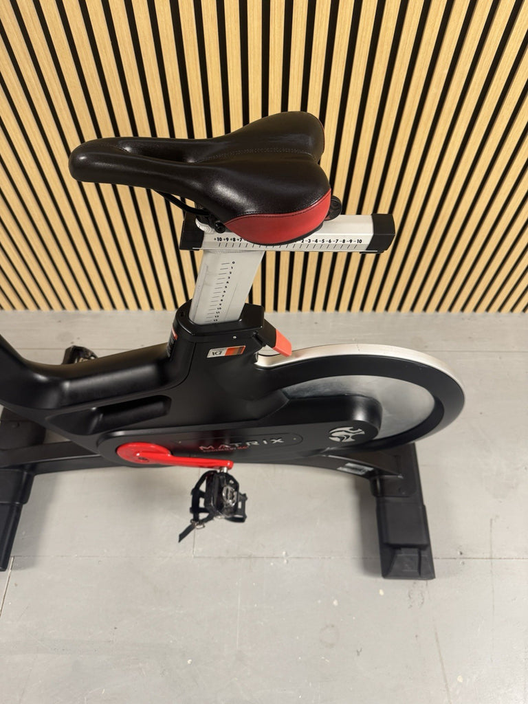 Matrix IC7 Indoor Cycle Spin Bike With Monitor