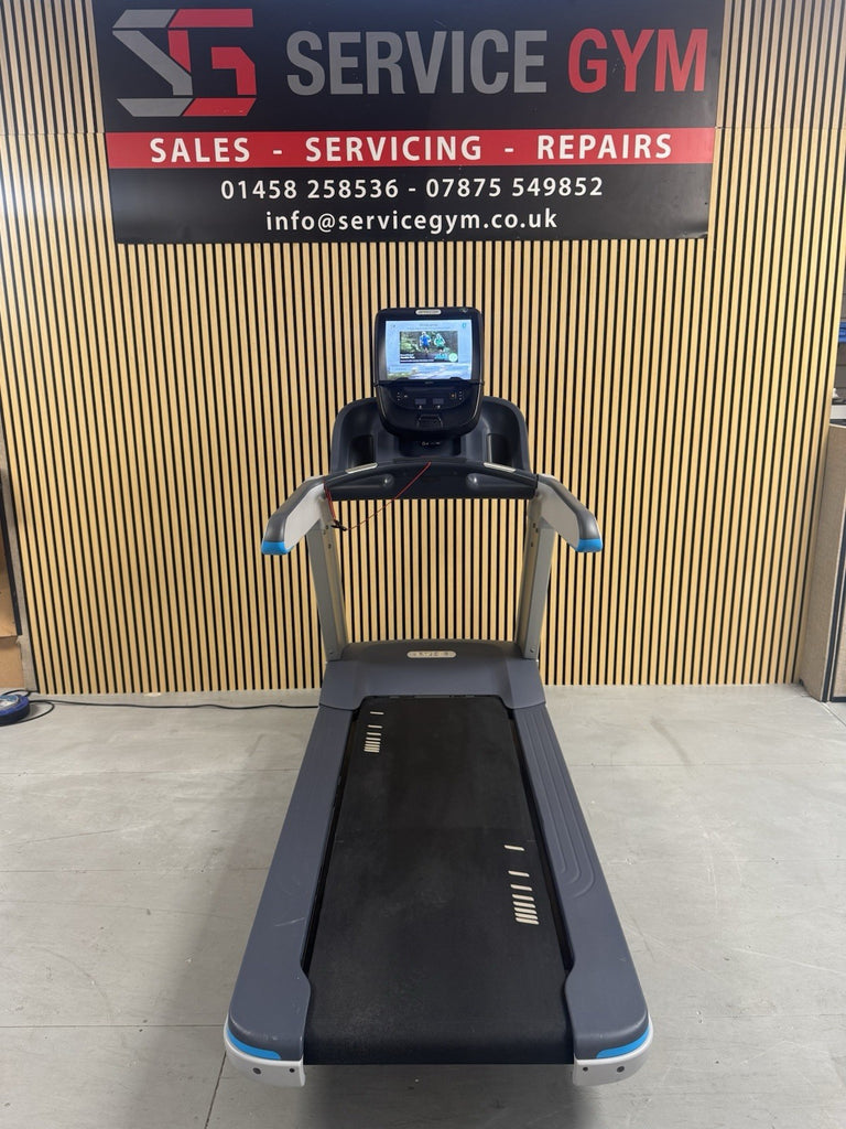 Precor Treadmill 885 Series with P82 Console