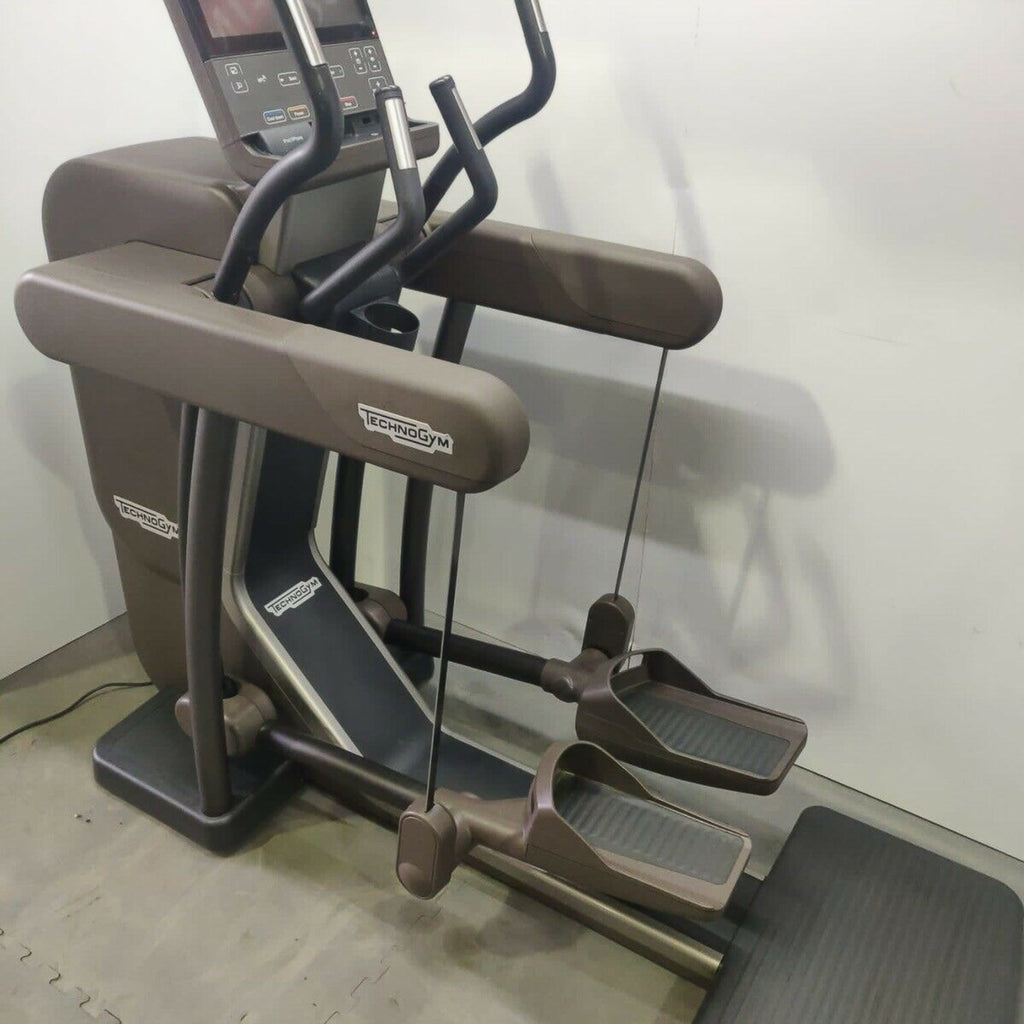 Technogym Artis Vario with Unity Console. Commercial Gym Equipment