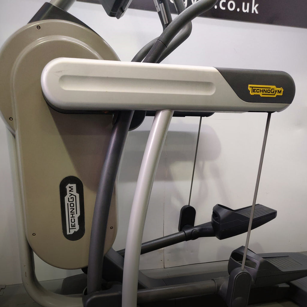 Technogym 700 Excite Vario with Visioweb Console. Commercial Gym Equipement